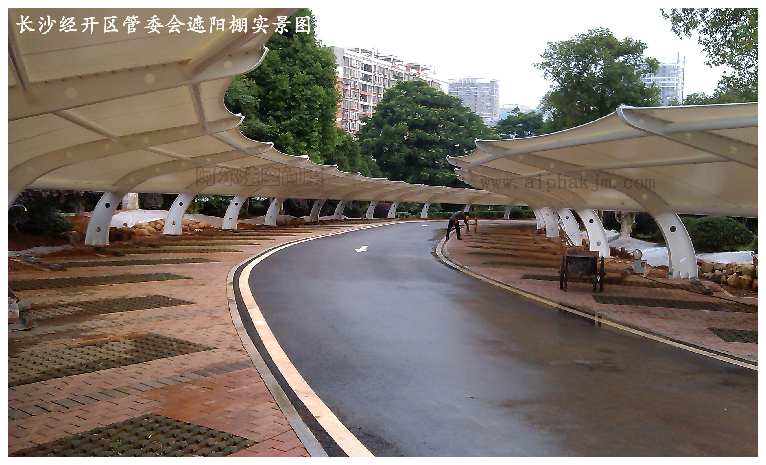 長沙經開區停車棚駿工圖